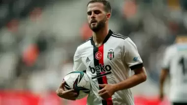 Beşiktaş'ta Pjanic belirsizliği! "Beklediğimizden uzun sürdü"