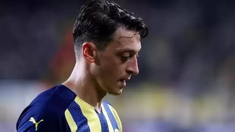 Fenerbahçe'de Mesut Özil, Kadro Dışı Kaldıktan Sonra İlk Kez Konuştu