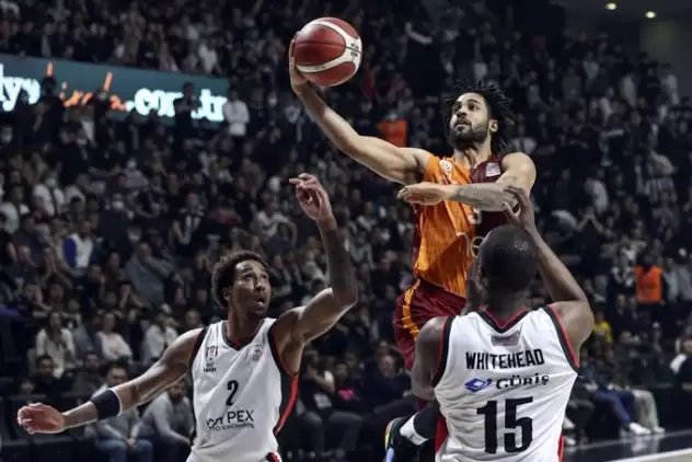 Beşiktaş Icrypex 62 - 74 Galatasaray Nef