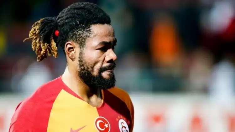 Eski Galatasaraylı Christian Luyindama'nın evini taşladılar! 