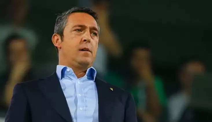 Fenerbahçe'ye iki ünlü teknik direktörden kötü haber