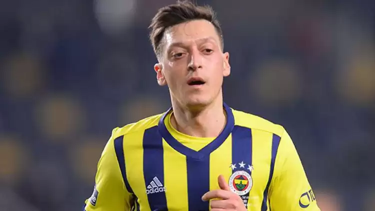 Fenerbahçe'de Mesut Özil'e kötü haber! 