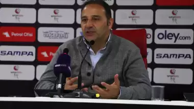 Fuat Çapa: “Taraftarlarımızdan özür diliyoruz”