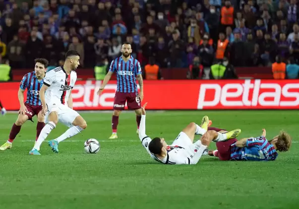 Trabzonspor-Beşiktaş Maçında Kural Hatası Mı Yapıldı?