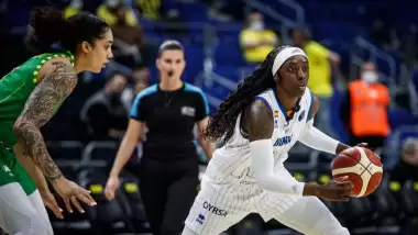 Sopron Basket Avrupa finalinde! Gözler Fenerbahçe'de...