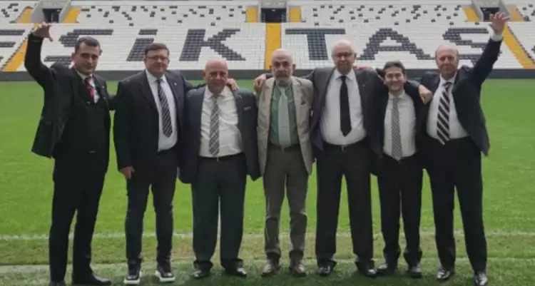 Beşiktaş'ta Sicil Kurulu başkan adayı İsmet Aydınlıoğlu ekibini tanıttı