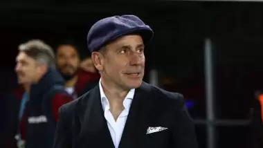 Abdullah Avcı milli yıldızı telefonla arayıp, Trabzonspor'a çağırdı