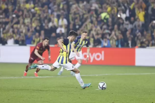 Fenerbahçe'nin Genci Arda Güler Kadıköy'de İlk Golünü Attı