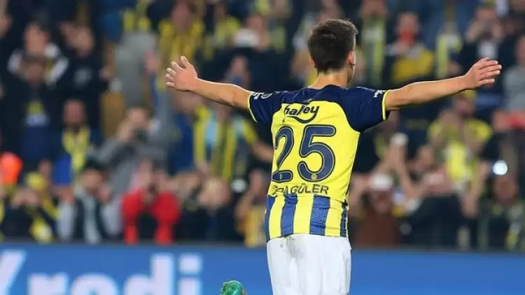 Kadıköy'de ilk golünü atan Arda Güler maç topunu aldı! 