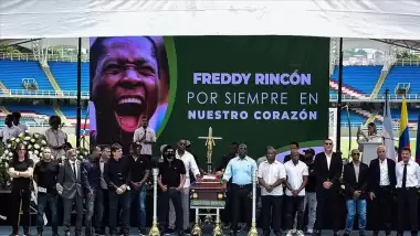 Eski Kolombiyalı futbolcu son yolculuğuna uğurlandı