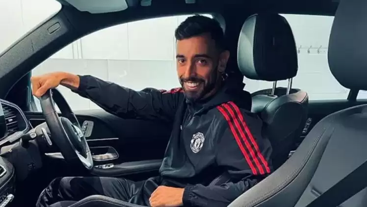 Manchester United'lı Bruno Fernandes trafik kazası geçirdi! 