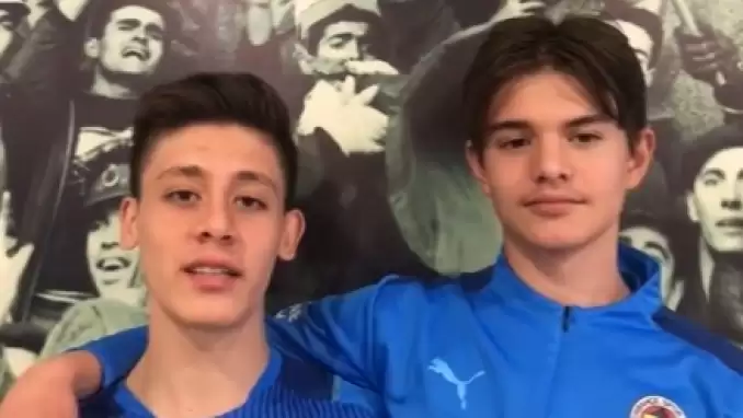 Arda Güler ve İsak Vural'dan "Barış İçin Futbol" çağrısı