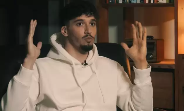 Altay Bayındır'ın belgeseli yayınlandı! Tam not aldı