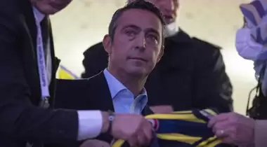 F.Bahçe'de iki imza! Ali Koç, hoca ve golcü transferini bitiriyor