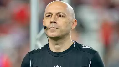 Cüneyt Çakır geri döndü! Alkışlarla karşılandı...