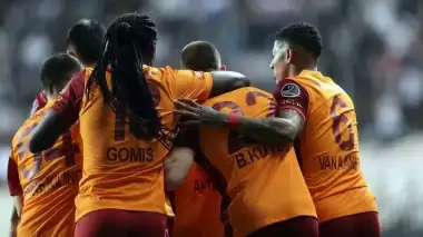 Galatasaray'da geleceğin kadrosu oturuyor(!)