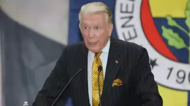 Sürmen'den Dündar'a: Kıskanç!