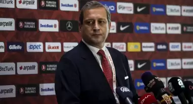 Burak Elmas basının karşısına çıkıyor