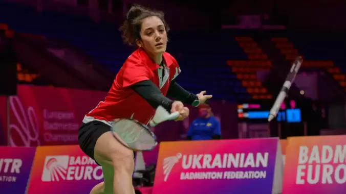 Milli badmintoncu Neslihan Yiğit bir ilki başardı