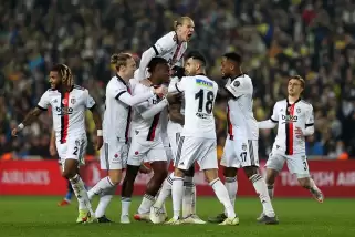 Beşiktaş, Fenerbahçe maçı öncesi 2 kayıp verdi