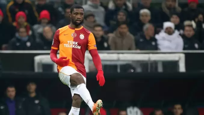 Galatasaray'ın eski yıldızı futbolu bıraktı! 