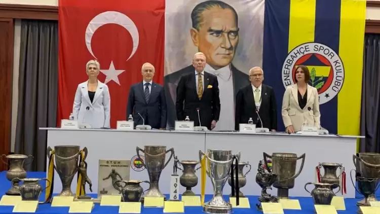 Fenerbahçe Yüksek Divan Kurulu Toplantısı Sona Erdi! İşte Yaşananlar...