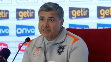 Erdinç Sözer: "Muslera sırtı dönük topları bile tutmaya çalıştı"