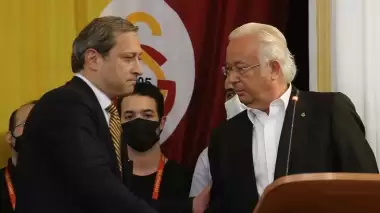 Burak Elmas'tan sert cevap: ''Üstü kapalı ithamlar! Her şeyi anlatacağım''