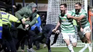 İskoçya'nın şampiyonu Celtic oldu! 