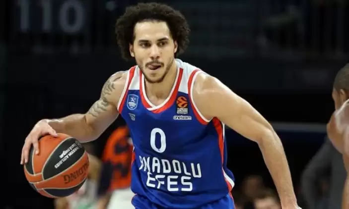 Shane Larkin, THY Euroleague'de yılın en iyi 5'ine seçildi