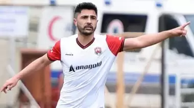 "Yerli Messi" Süper Lig'e dönüyor! Canlı yayında açıkladı...