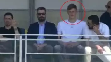 Yeni Fenerbahçeli Ensar Brahic tribünde