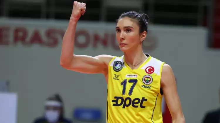 Naz Aydemir Akyol Fenerbahçe Opet'ten THY'ye gidiyor