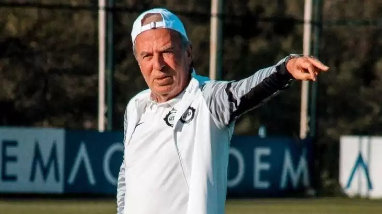 Mustafa Denizli, Altay'da Başkanlığına Aday Olmayacağını Açıkladı