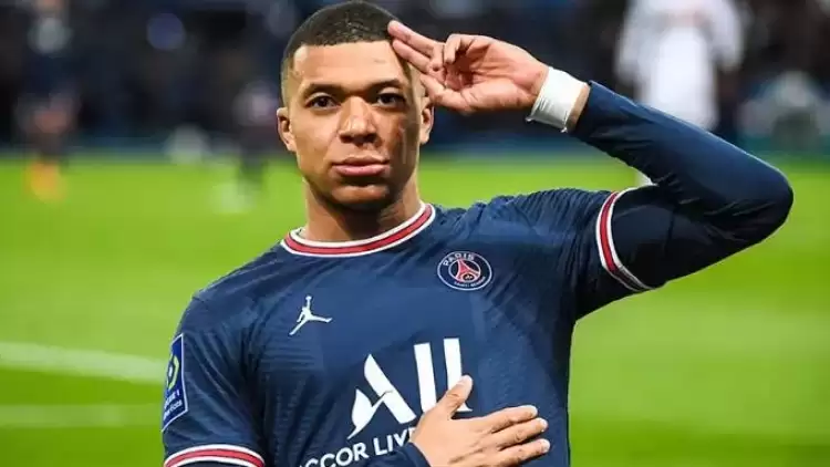 Real Madrid'in Gündemindeki PSG'li Kylian Mbappe Transfer Karaını Verdi