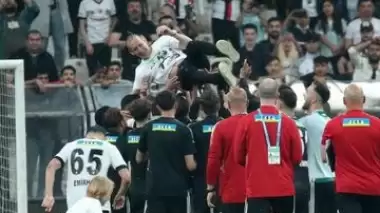 Domagoj Vida’dan tribünlere veda