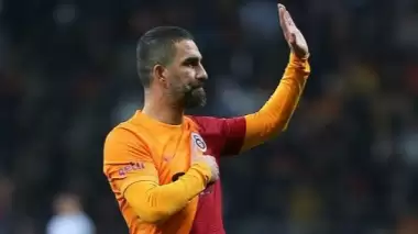 Arda Turan'a sürpriz teklif!