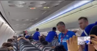 EuroLeague şampiyonu Anadolu Efes’e uçakta tebrik anonsu