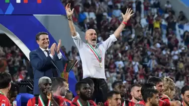 Stefano Pioli'nin şampiyonluk madalyası bulundu
