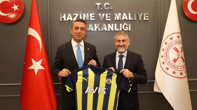 Hazine ve Maliye Bakanı Nebati, Fenerbahçe Başkanı Ali Koç'u Kabul Etti