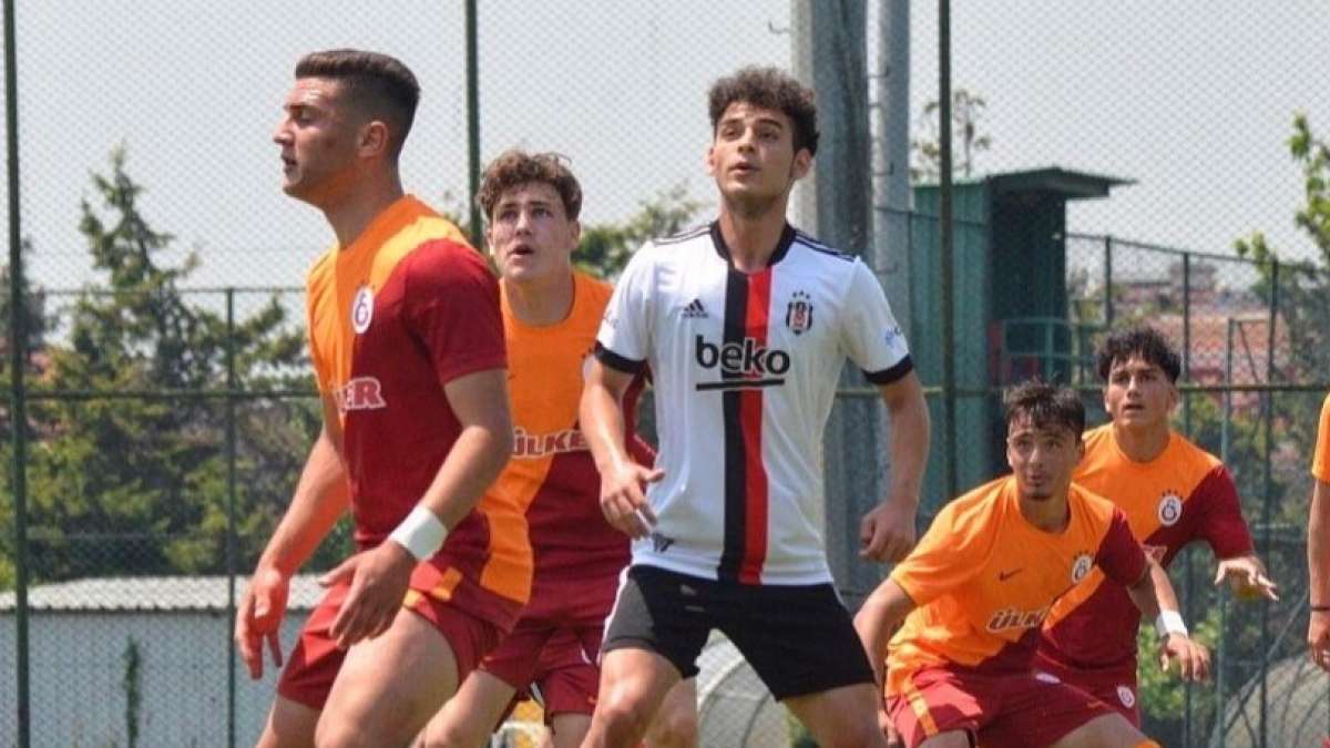 Beşiktaş - Galatasaray  U19 Gelişim Ligi 38. Hafta - 1. Devre 