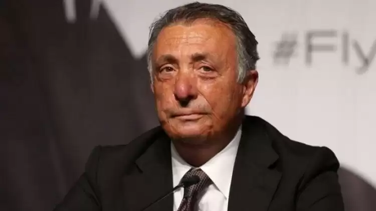 Beşiktaş Başkanı Ahmet Nur Çebi, Yönetim Kurulu Listesine Teslim Etti