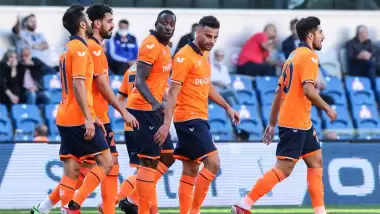 Başakşehir'den ayrıldı, Beşiktaş'la görüştü!