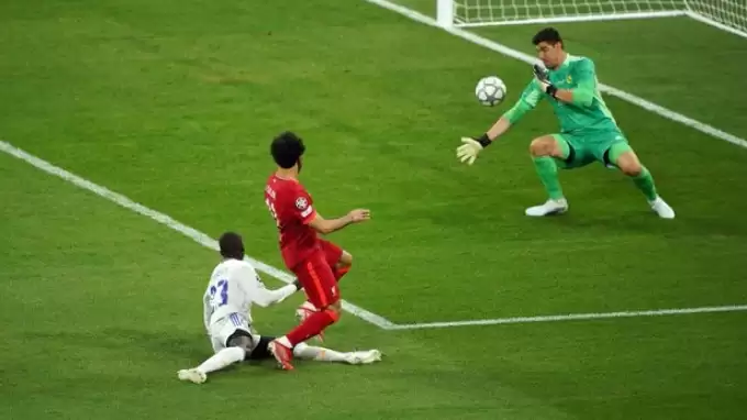 Courtois dünyaları kurtardı kupayı Real Madrid'e getirdi! 