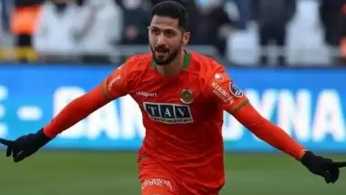 G.Saray'da büyük sürpriz! Emre Akbaba'dan beklenmedik karar 