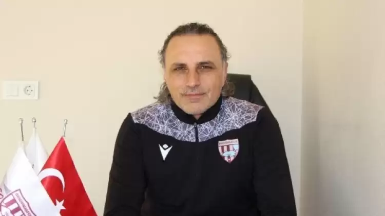 Bandırmaspor Mustafa Gürsel ile devam ediyor