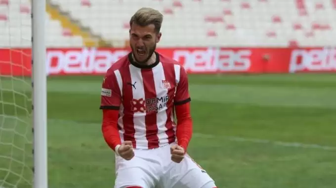 Robin Yalçın geri dönüyor