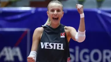 Kadın milli voleybolcular, Akdeniz Oyunları'na yoğun çalışıyor