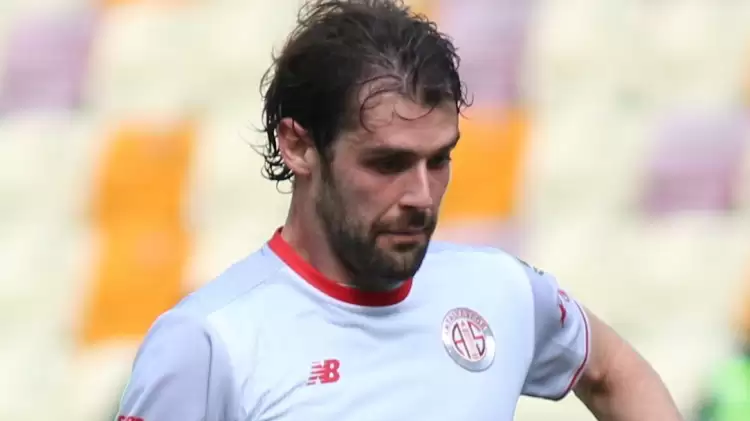 Alacakları Ödenmeyen Andrea Poli, Antalyaspor'a İhtarname Çekti