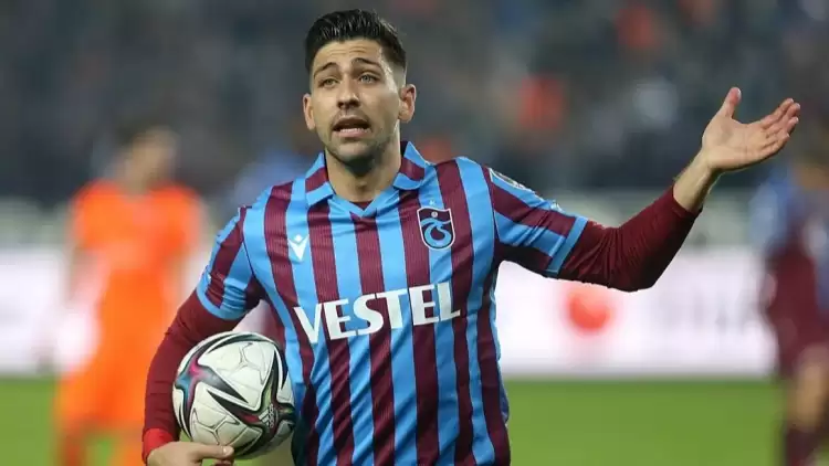 Anastasios Bakasetas Avrupa'nın Transfer Gündeminde! Trabzon'dan Ayrılacak mı?